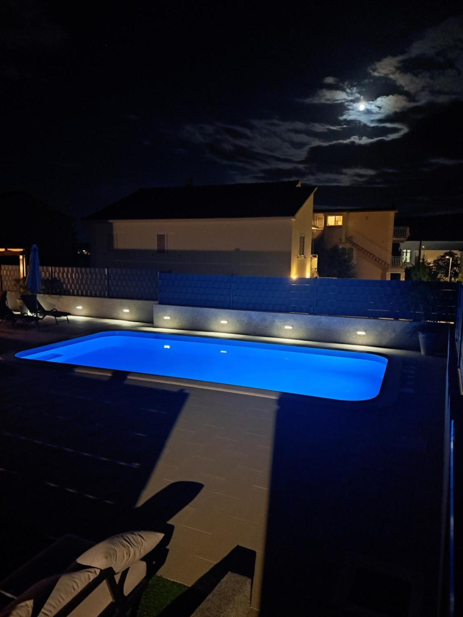 Villa Apartment Aa 2 Trogir Luaran gambar