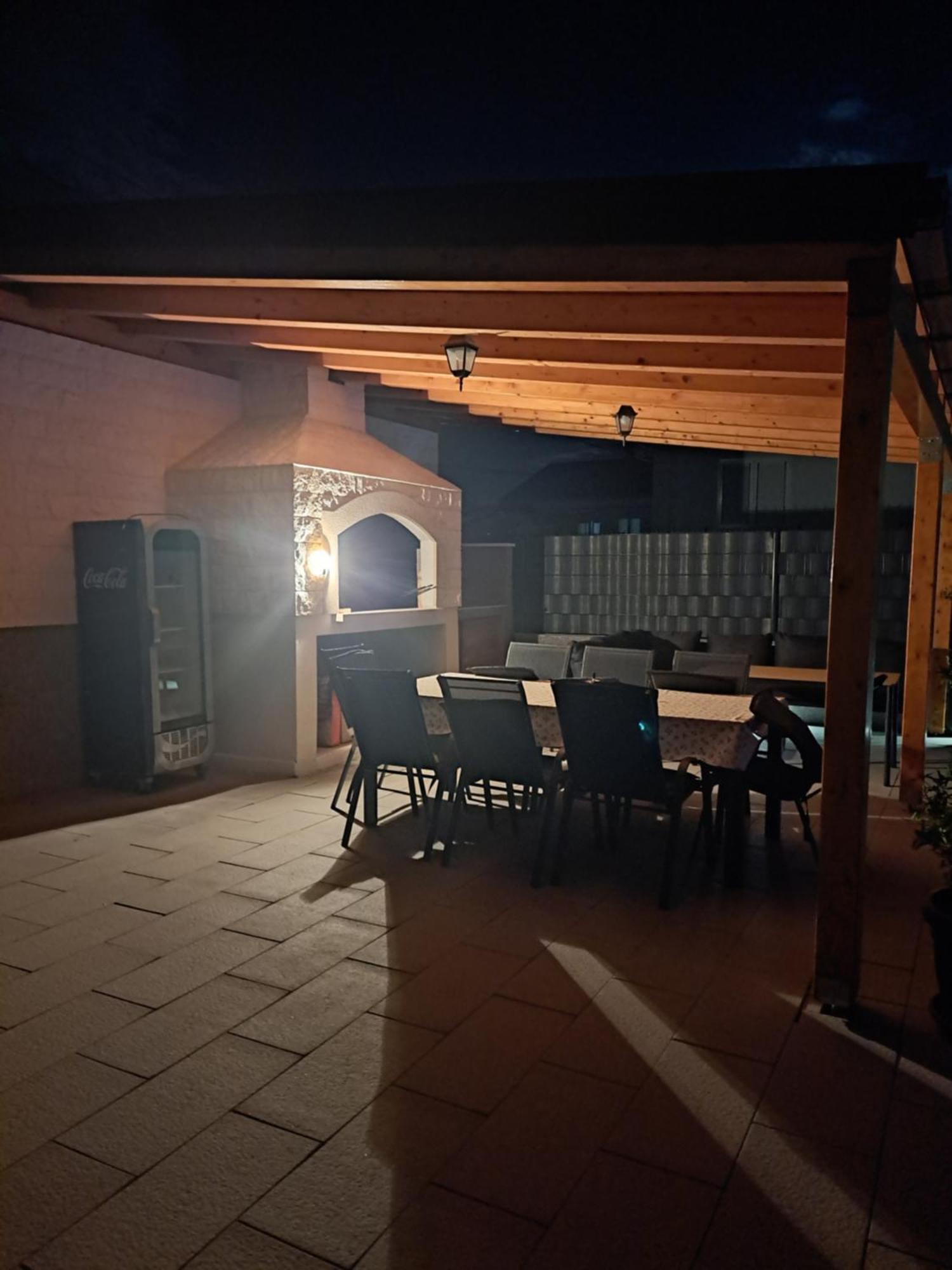 Villa Apartment Aa 2 Trogir Luaran gambar
