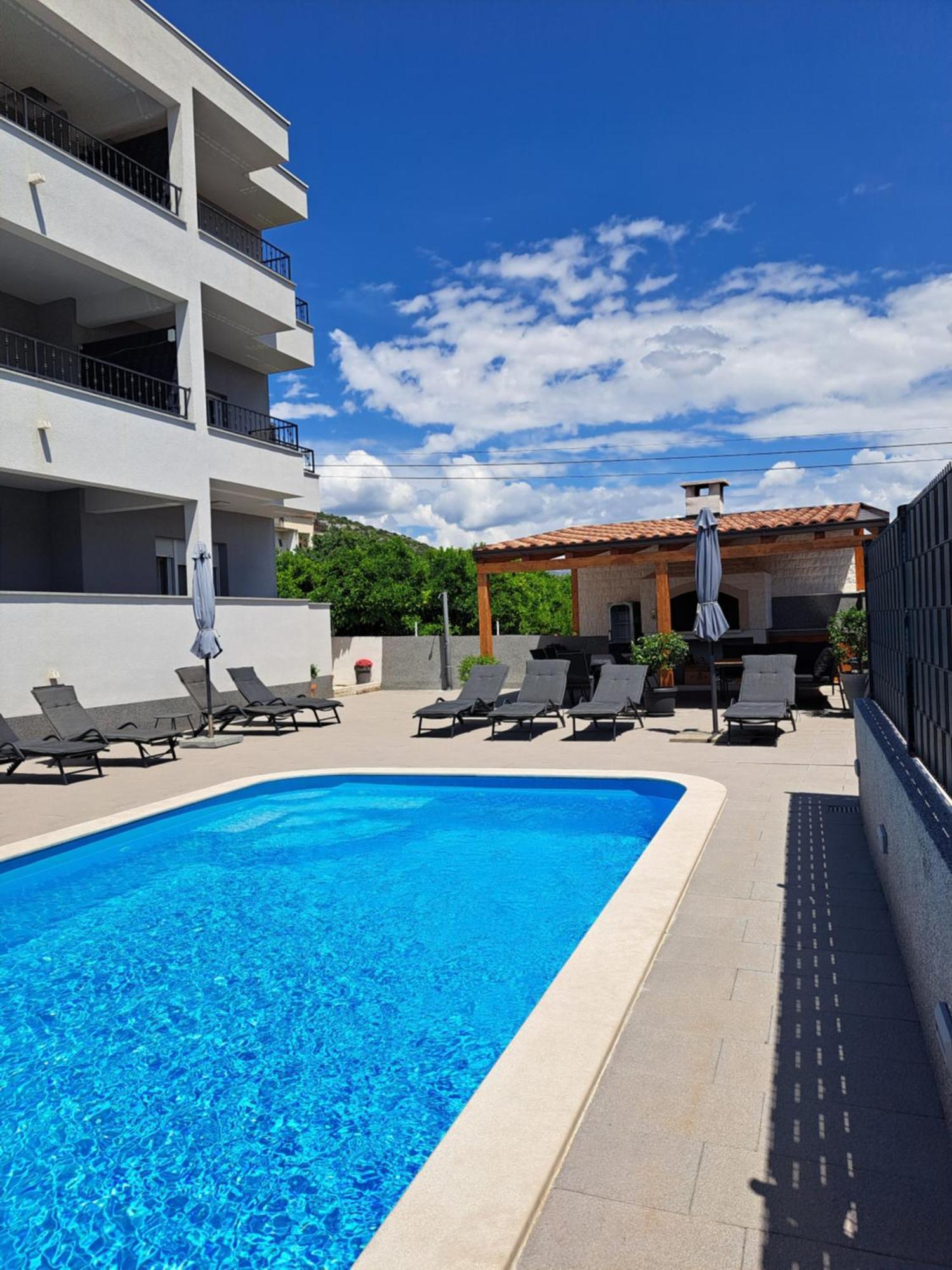 Villa Apartment Aa 2 Trogir Luaran gambar